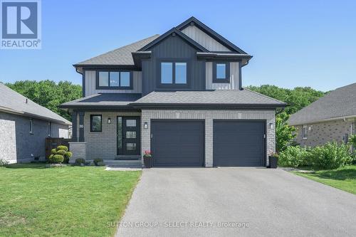 38 FOXTAIL LANE  St. Thomas, ON N5R 0K6