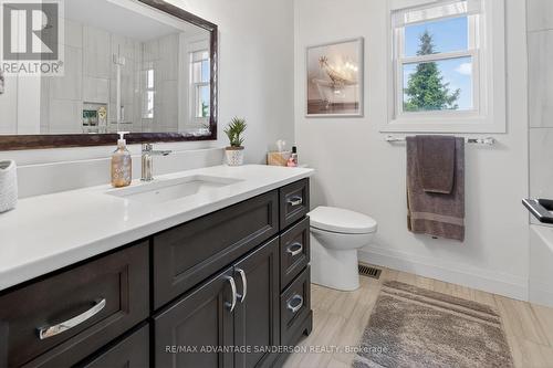 975 Sunningdale Road W, London North (North S), ON 