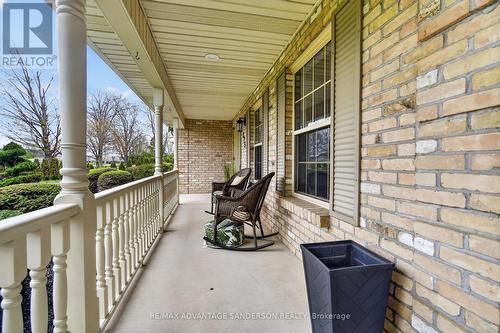 975 Sunningdale Road W, London North (North S), ON 