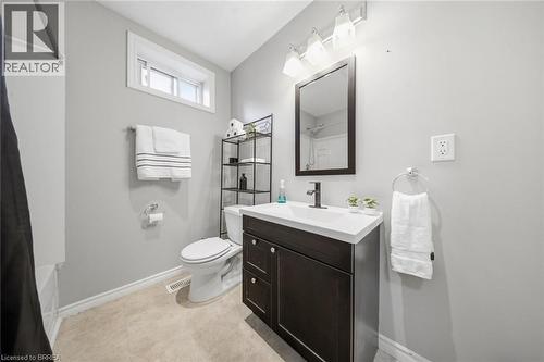 162 Grand River Avenue, Brantford, ON 