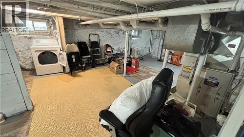 30 Victoria Avenue, Cambridge, ON - Indoor Photo Showing Laundry Room