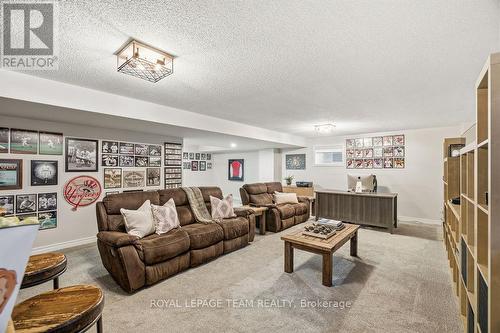 91 Cantle Crescent, Ottawa, ON 