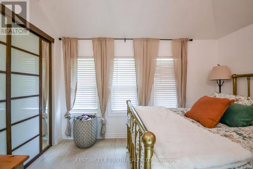 203 Southview Road, Barrie, ON 