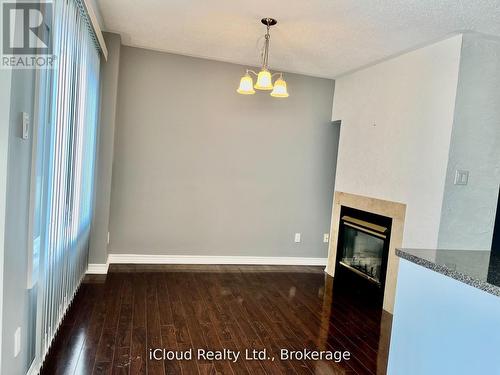 40 Glenashton Drive, Oakville, ON 
