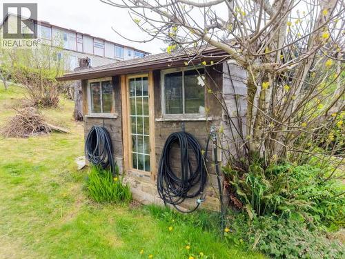 6421 Hillcrest Ave, Powell River, BC 