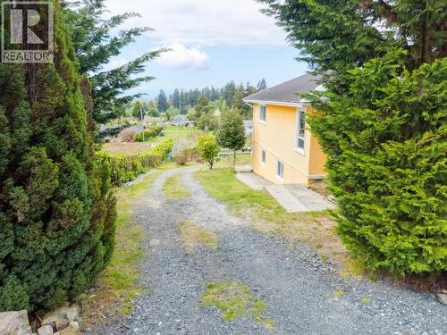6421 Hillcrest Ave, Powell River, BC 