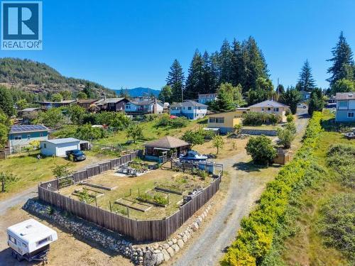 6421 Hillcrest Ave, Powell River, BC 