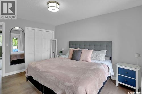 28 Pleasantview Bay, Regina, SK 