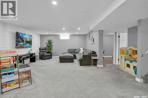 28 Pleasantview Bay, Regina, SK 