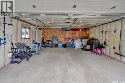 28 Pleasantview Bay, Regina, SK 