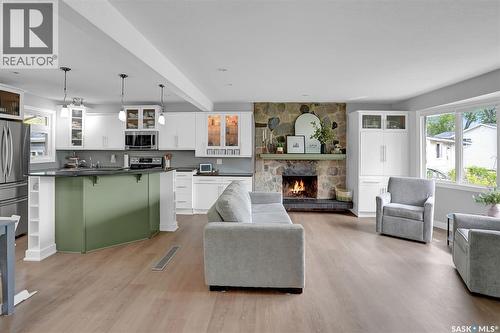 28 Pleasantview Bay, Regina, SK 