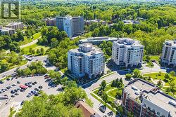 1000 CREEKSIDE Drive Unit# 204  Dundas, ON L9H 7S6