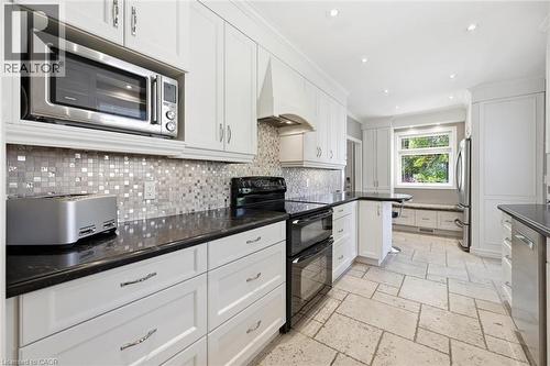 951 Cloverleaf Drive, Burlington, ON 