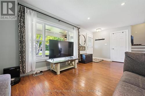 229 Ross Avenue, Kitchener, ON 
