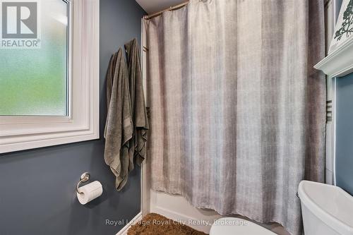 229 Ross Avenue, Kitchener, ON 