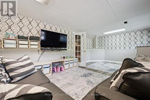 229 Ross Avenue, Kitchener, ON 