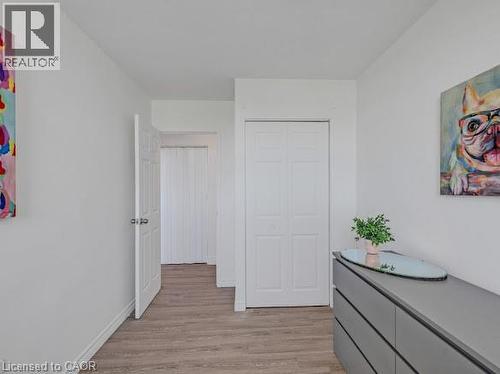 15 Nicklaus Drive Unit# 512, Hamilton, ON 