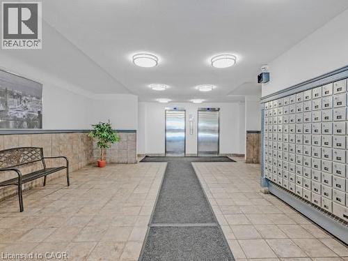 15 Nicklaus Drive Unit# 512, Hamilton, ON 