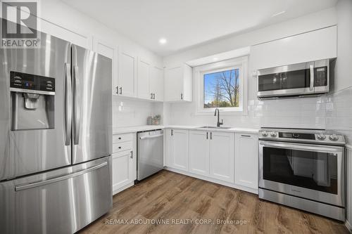 2395 Arnold Crescent, Burlington, ON 