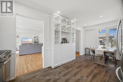 2395 Arnold Crescent, Burlington, ON 