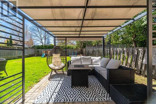 2395 Arnold Crescent, Burlington, ON 
