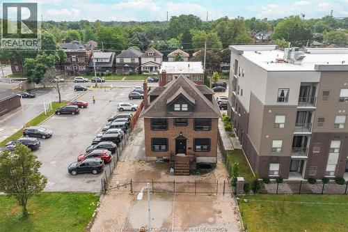 961 Ouellette Avenue, Windsor, ON 