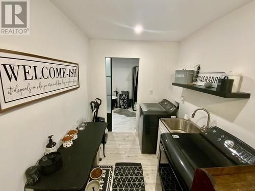 19 Northwoods Dr, Pancake, ON 
