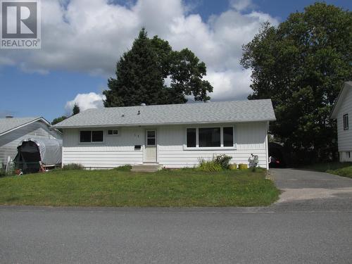 53 Valley Cres, Elliot Lake, ON 