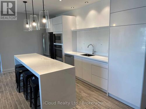320 - 102 Grovewood Common Drive, Oakville, ON 