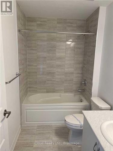 320 - 102 Grovewood Common Drive, Oakville, ON 