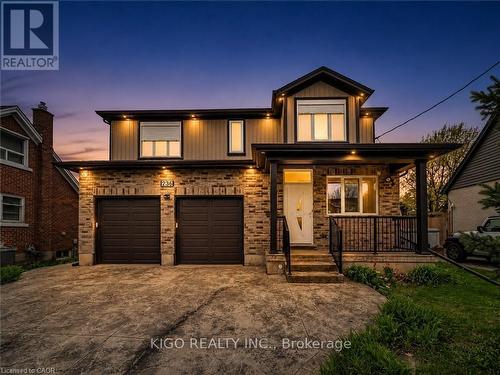 236 NEILSON AVENUE  Waterloo, ON N2J 2M3