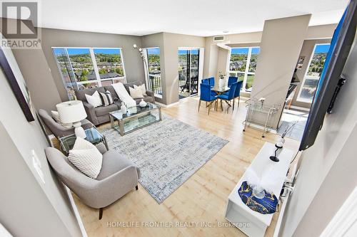 1117 - 185 ONEIDA CRESCENT  Richmond Hill, ON L4B 0B1