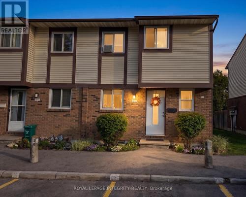6 - 1414 FOXWELL STREET  Ottawa, ON K1B 5J4