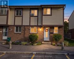 6 - 1414 FOXWELL STREET  Ottawa, ON K1B 5J4