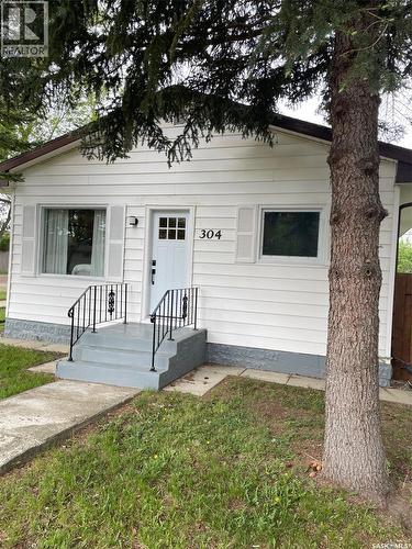 304 Brownlee Street, Herbert, SK 