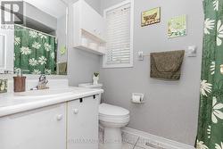 Primary Washroom - 