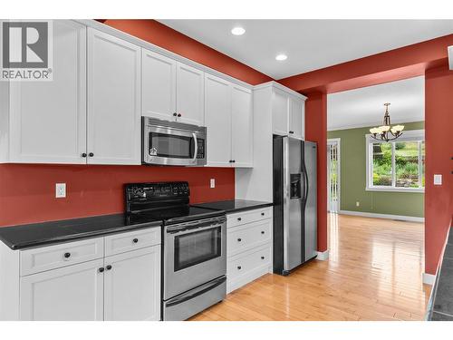 479 Middleton Way, Coldstream, BC - Indoor Photo Showing Kitchen