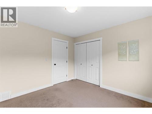 479 Middleton Way, Coldstream, BC - Indoor Photo Showing Other Room