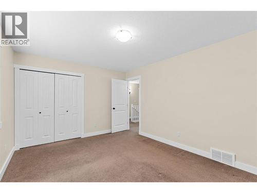 479 Middleton Way, Coldstream, BC - Indoor Photo Showing Other Room
