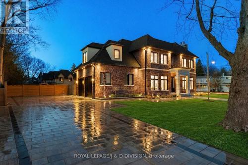4 Pine Ridge Drive, Toronto, ON 