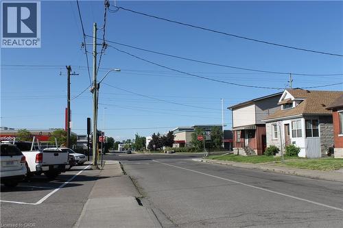 127 Robins Avenue, Hamilton, ON 