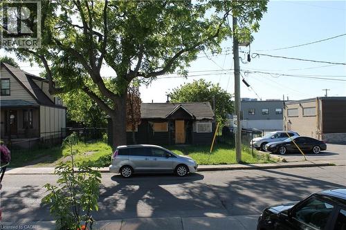 127 Robins Avenue, Hamilton, ON 