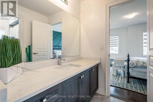 Bedroom 3/4 Semi Ensuite - 233 Etheridge Avenue, Milton, ON 