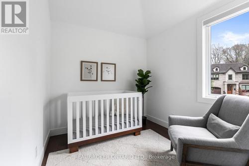 17 Old Oak Road, Toronto, ON 