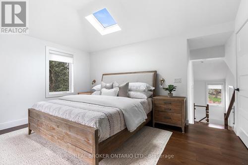 17 Old Oak Road, Toronto, ON 