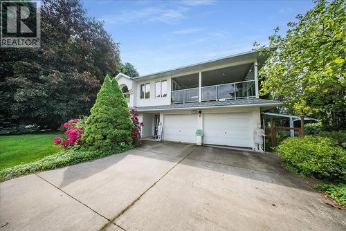 1545 Columbia Road, Ootischenia, BC 