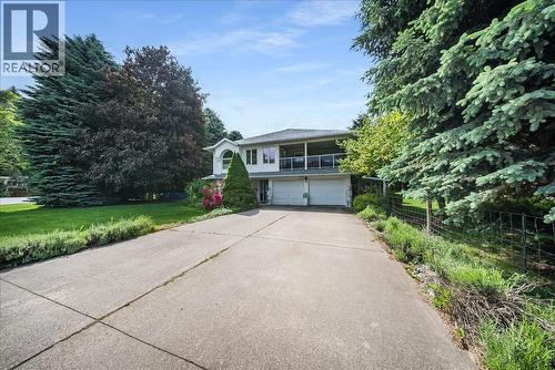 1545 Columbia Road, Ootischenia, BC 