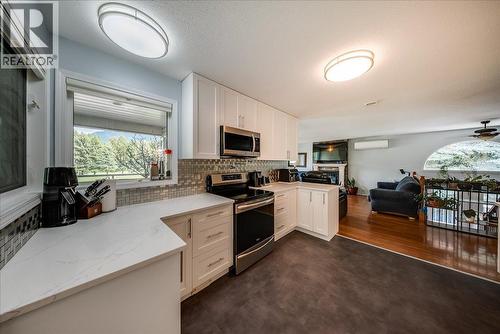 1545 Columbia Road, Ootischenia, BC 