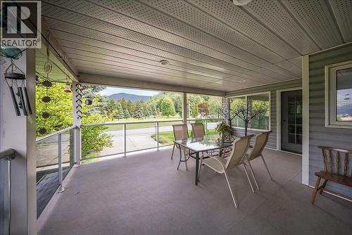 1545 Columbia Road, Ootischenia, BC 