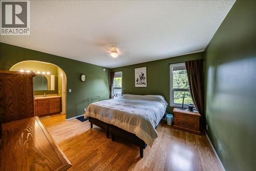 1545 Columbia Road, Ootischenia, BC 